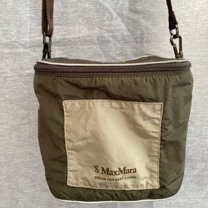 MaxMara | Cube Nylon Storage Travel Crossbody Bag - Design 4 Easy Living